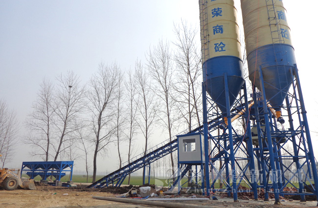 河南周口HZS60混凝土万象城（中国）现场案例