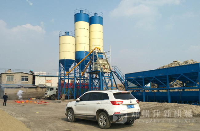 江苏无锡HZS75型混凝土万象城（中国）现场案例