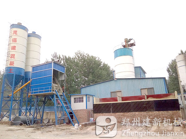 山东菏泽75混凝土万象城(中国)设备使用现场